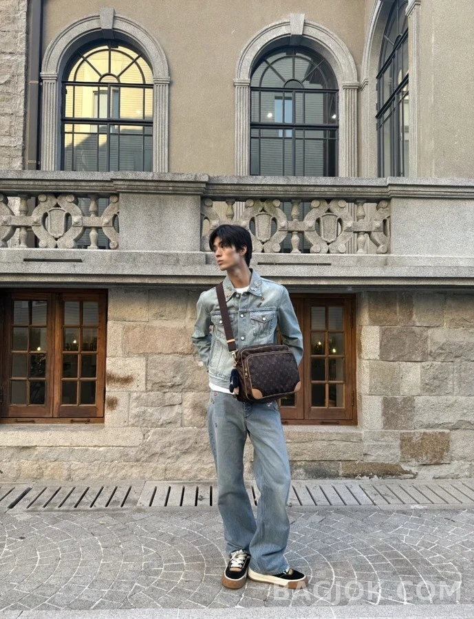 루이비통 루이비통 핀 장식 데님 자켓 상세 이미지