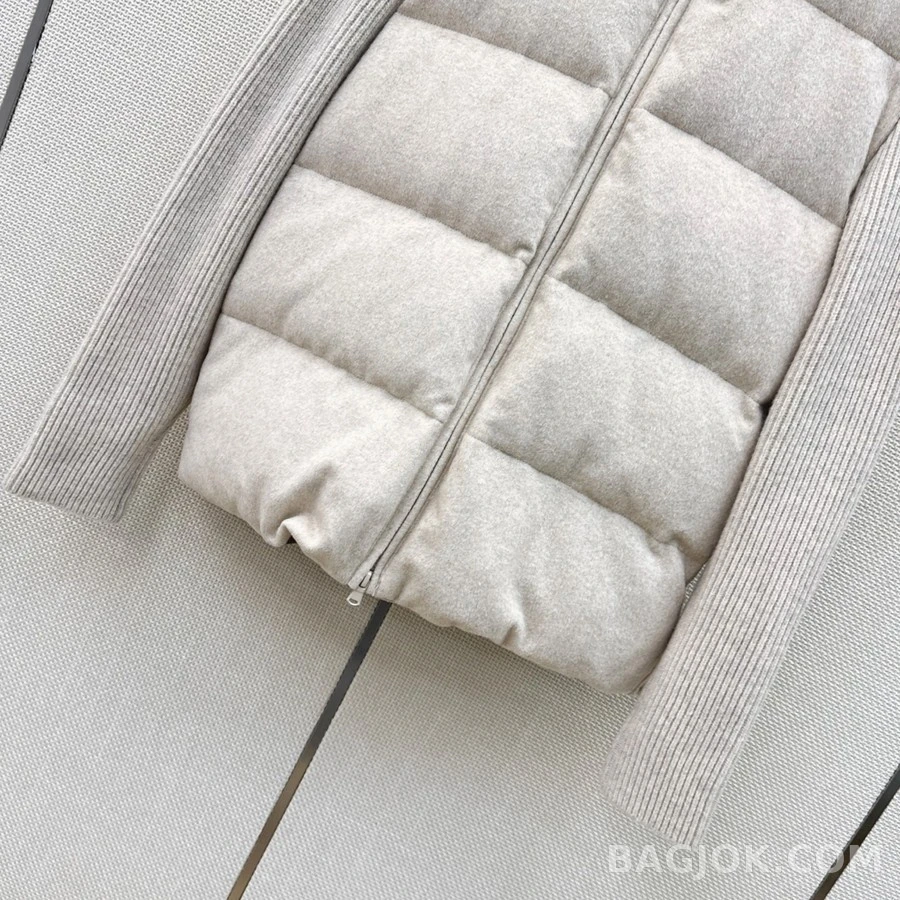 브루넬로 쿠치넬리 브루넬로 쿠치넬리 울 배색 스탠드넥 숏 패딩 상세 이미지