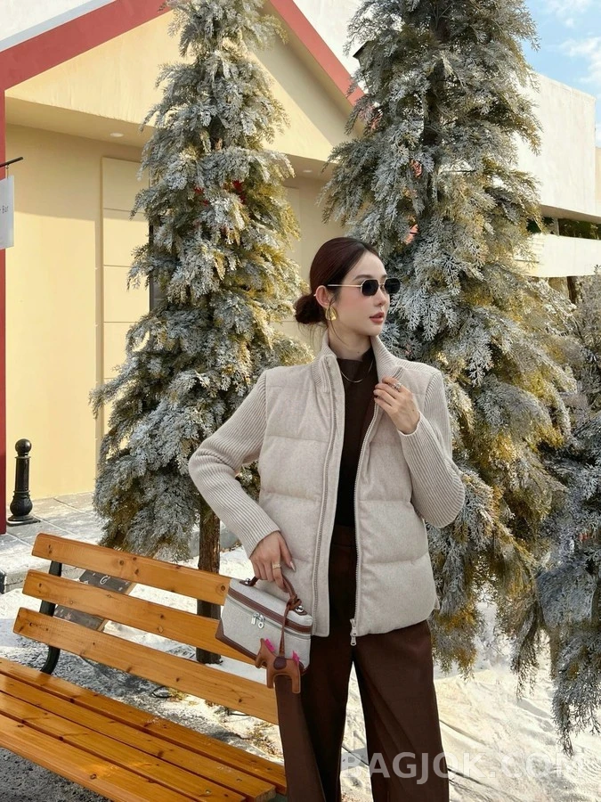 브루넬로 쿠치넬리 브루넬로 쿠치넬리 울 배색 스탠드넥 숏 패딩 상세 이미지