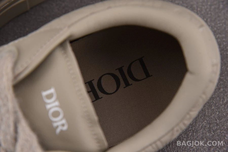 디올 디올 C'est Dior 스웨이드 스니커즈 상세 이미지