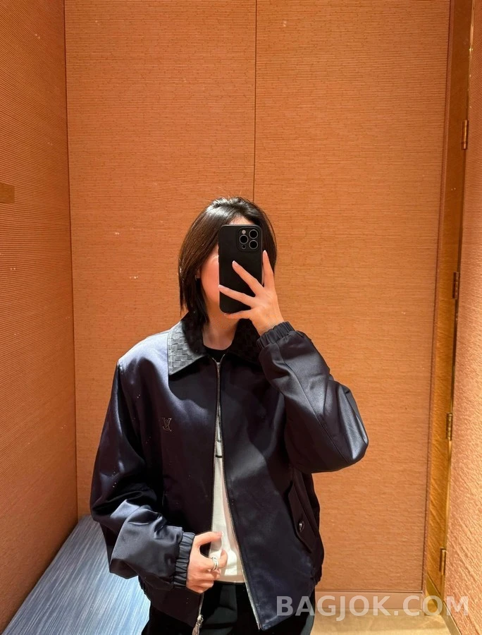 루이비통 루이비통 모노그램 자카드 리버서블 자켓 상세 이미지