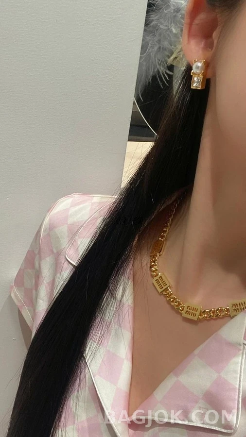 미우미우 미우미우 메탈 목걸이 상세 이미지