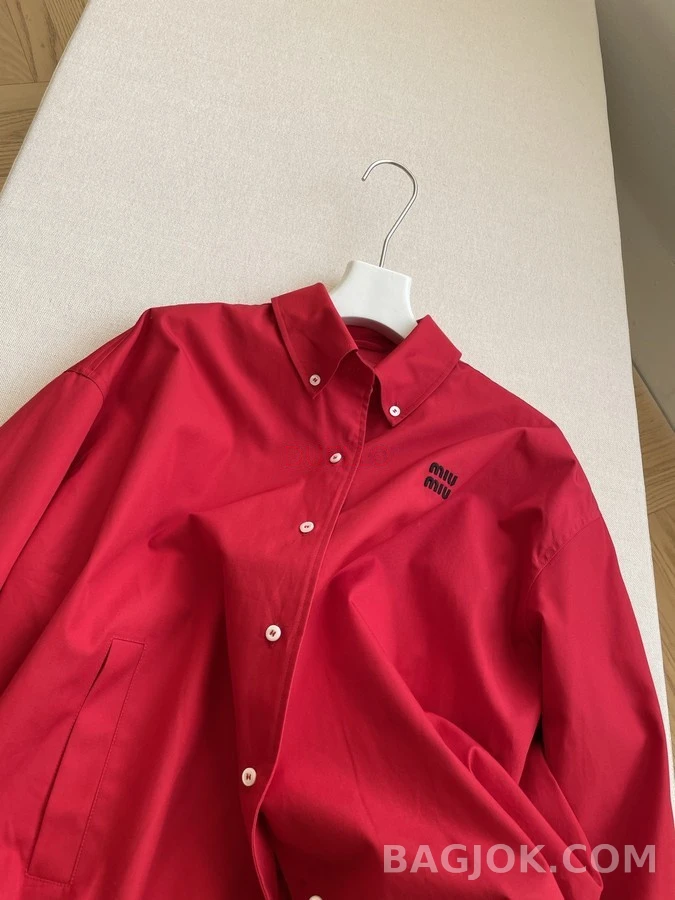 미우미우 미우미우 로고 자켓 상세 이미지