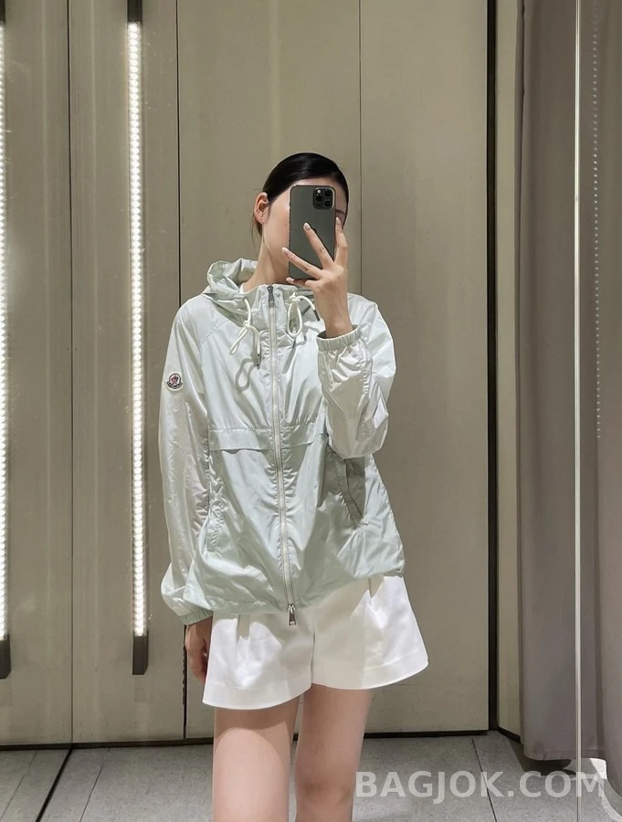 몽클레어 몽클레어 후드 집업 상세 이미지