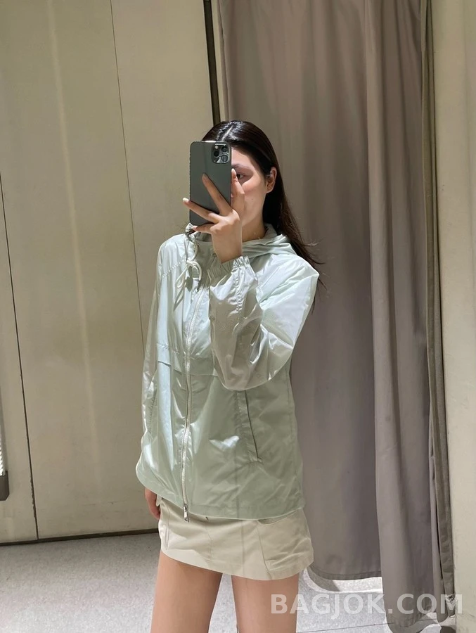 몽클레어 몽클레어 후드 집업 상세 이미지
