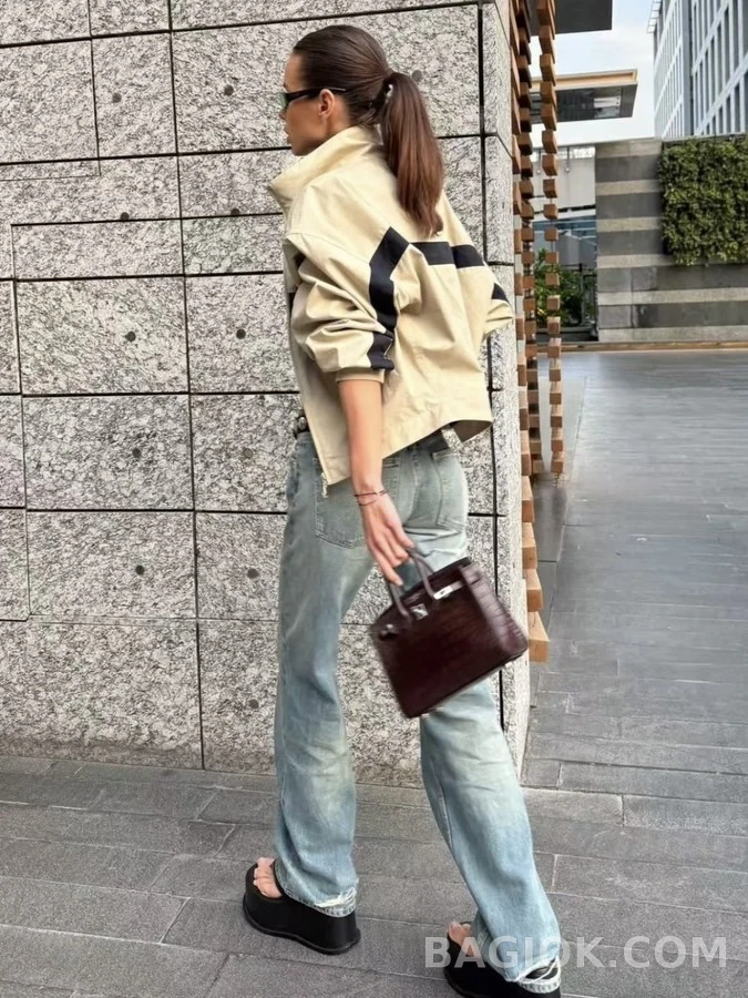 생로랑 세인트로랑 레터링 배색 스탠드넥 자켓 상세 이미지
