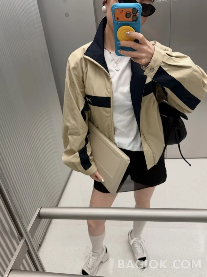 생로랑 세인트로랑 레터링 배색 스탠드넥 자켓 상세 이미지