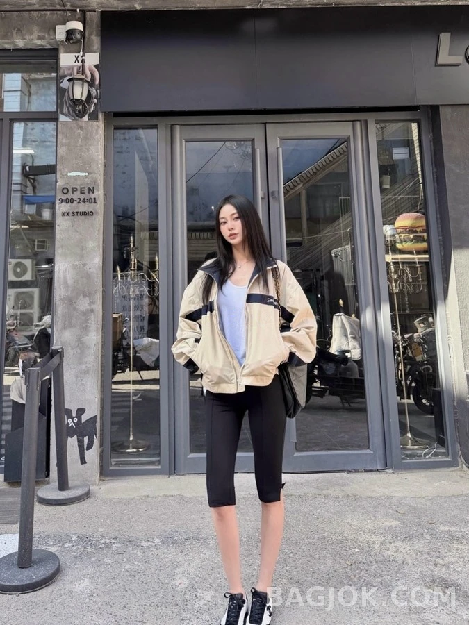 생로랑 세인트로랑 레터링 배색 스탠드넥 자켓 상세 이미지