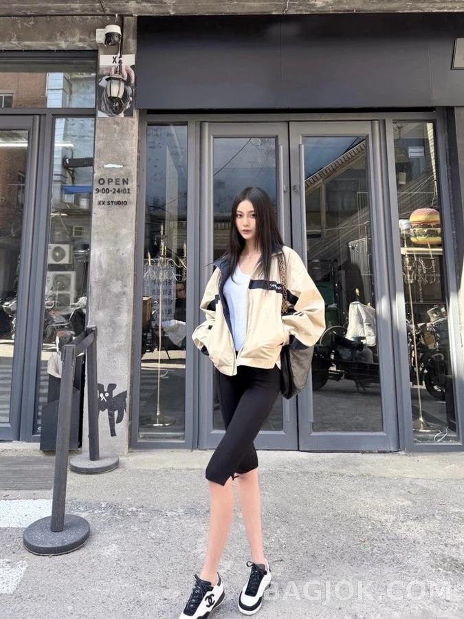생로랑 세인트로랑 레터링 배색 스탠드넥 자켓 상세 이미지