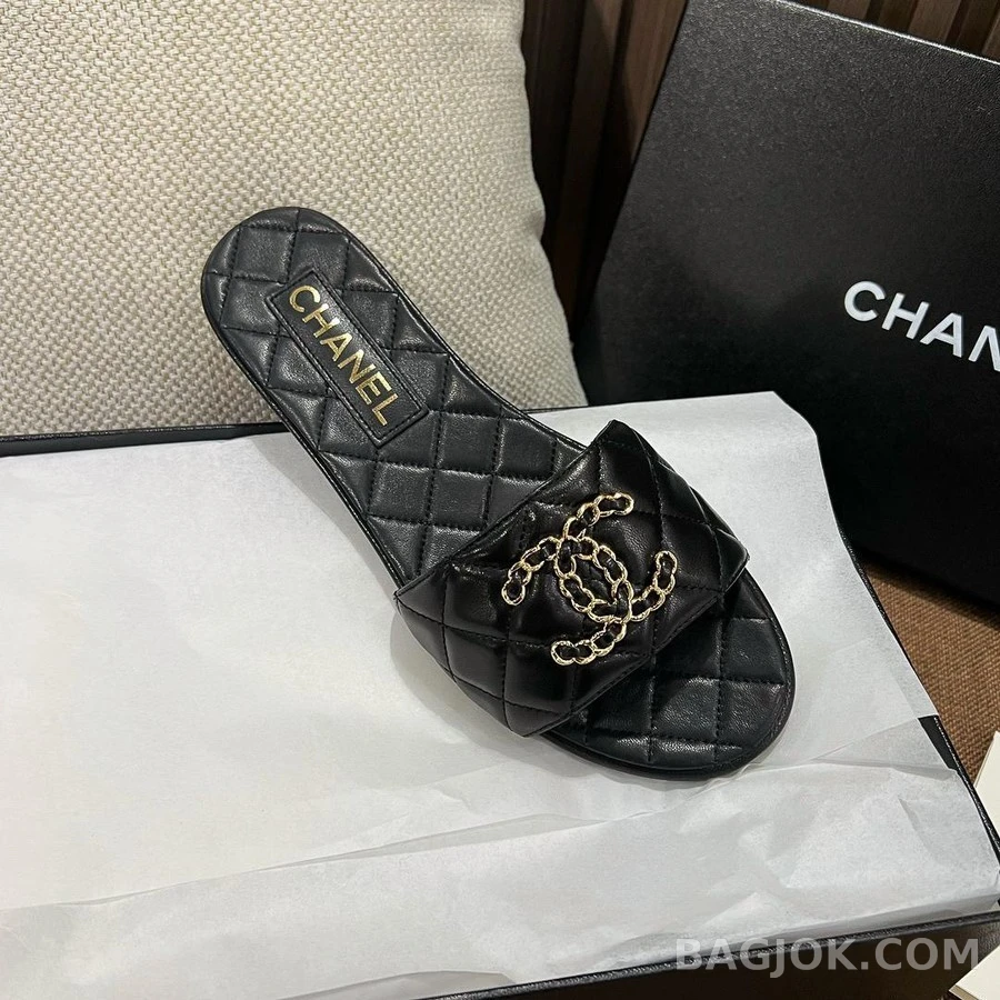 샤넬 샤넬 체인 로고 퀄팅 뮬 슬리퍼 상세 이미지