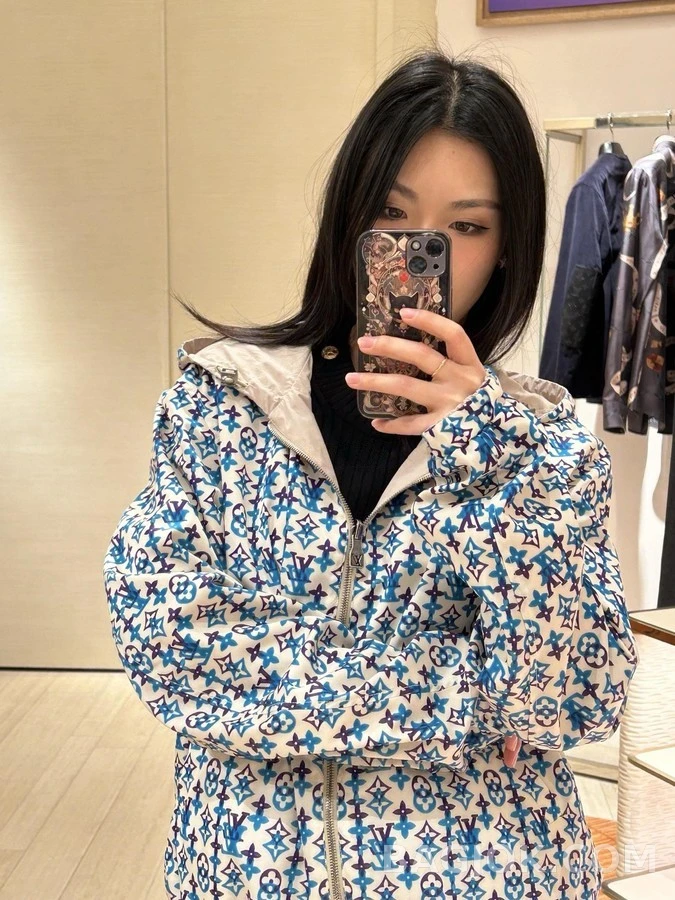 루이비통 루이비통 모노그램 양면 방풍 자켓 상세 이미지
