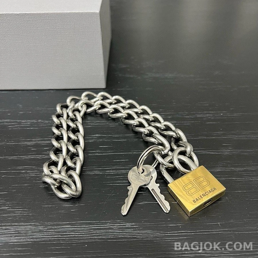 발렌시아가 발렌시아가 Locker Necklace 상세 이미지