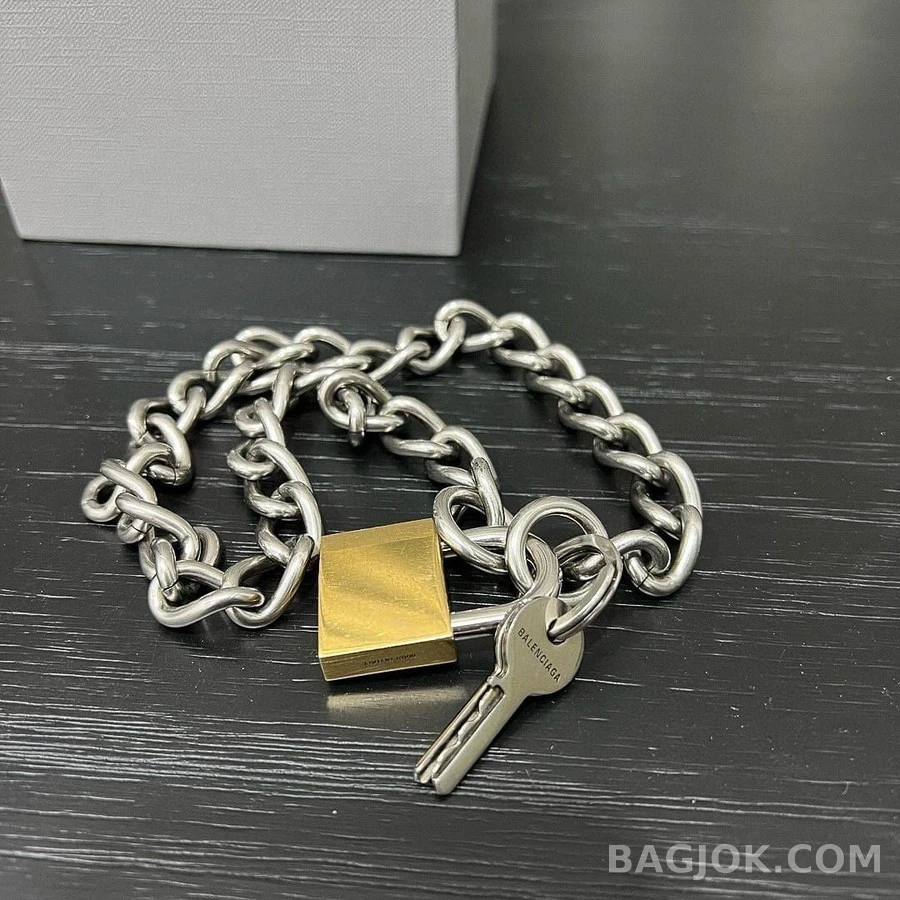 발렌시아가 발렌시아가 Locker Necklace 상세 이미지