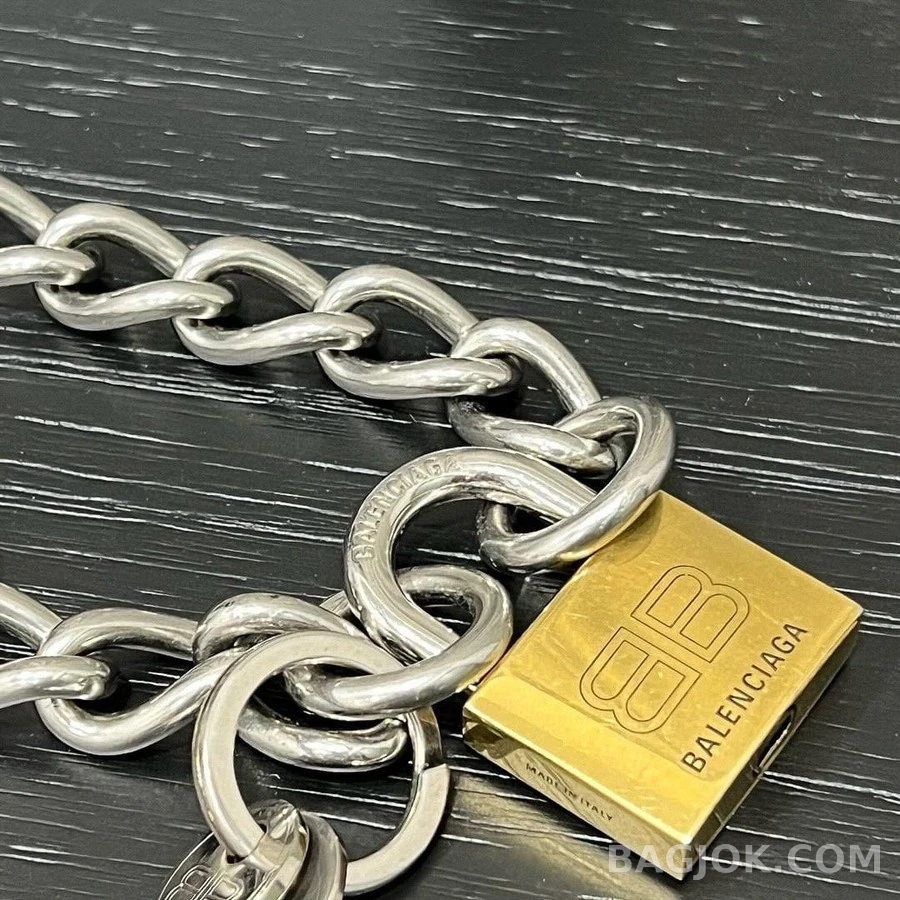 발렌시아가 발렌시아가 Locker Necklace 상세 이미지