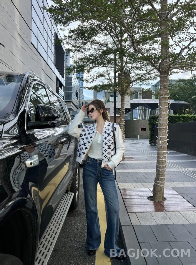 루이비통 루이비통 모노그램 테디 플리스 자켓 상세 이미지
