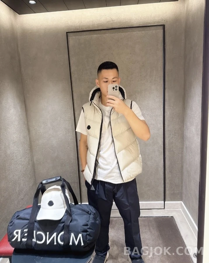 몽클레어 몽클레어 후드 패딩 베스트 상세 이미지