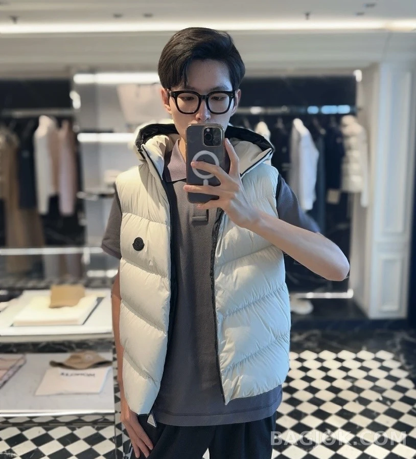 몽클레어 몽클레어 후드 패딩 베스트 상세 이미지