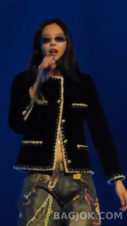 샤넬 샤넬 벨벳 스트라이프 트위드 트리밍 자켓 상세 이미지