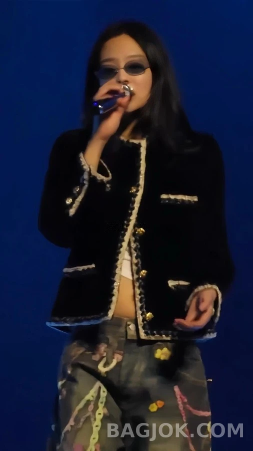 샤넬 샤넬 벨벳 스트라이프 트위드 트리밍 자켓 상세 이미지