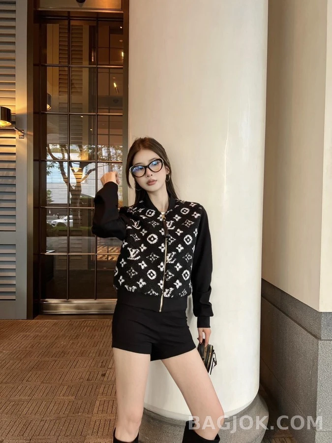 루이비통 루이비통 모노그램 테디 플리스 자켓 상세 이미지