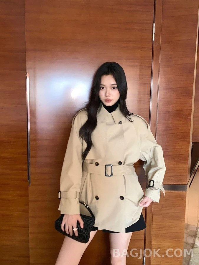 버버리 버버리 코튼 혼방 숏 트렌치 코트 상세 이미지
