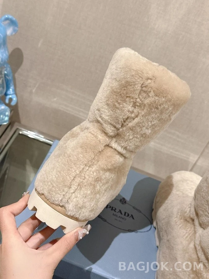프라다 프라다 시어링 부티 상세 이미지