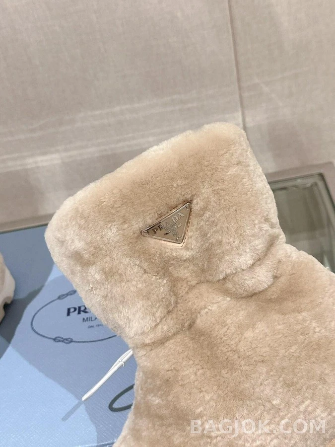 프라다 프라다 시어링 부티 상세 이미지