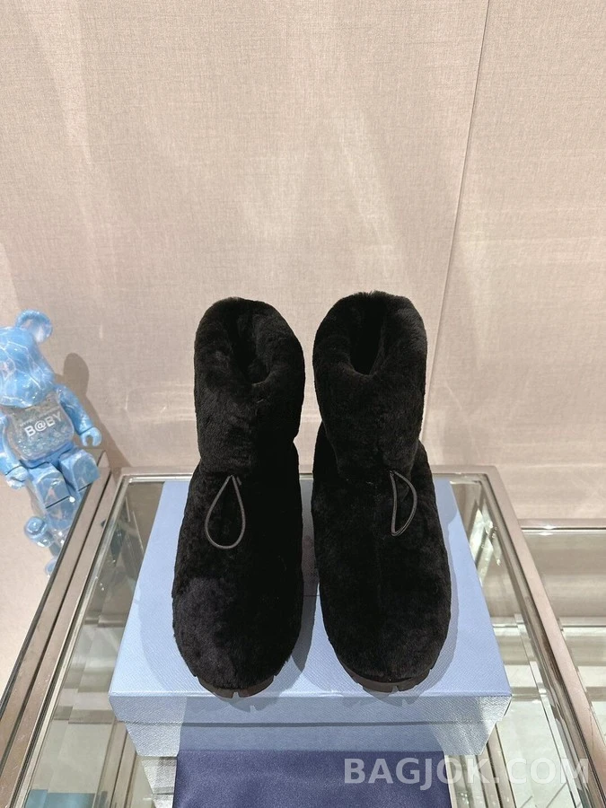 프라다 프라다 시어링 부티 상세 이미지