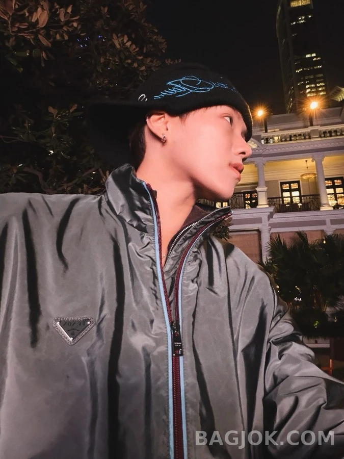 프라다 프라다 나일론 삼각 로고 자켓 상세 이미지