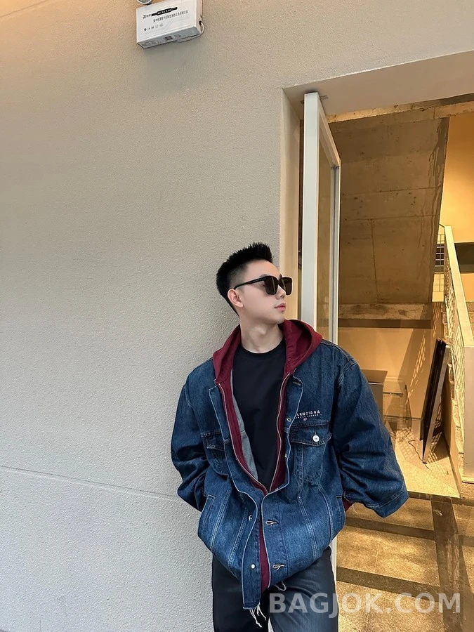 발렌시아가 발렌시아가 데님 후드 맨투맨 상세 이미지