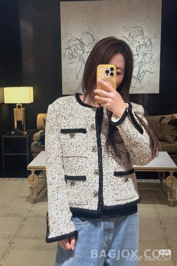 샤넬 샤넬 트위드 배색 라운드넥 자켓 상세 이미지