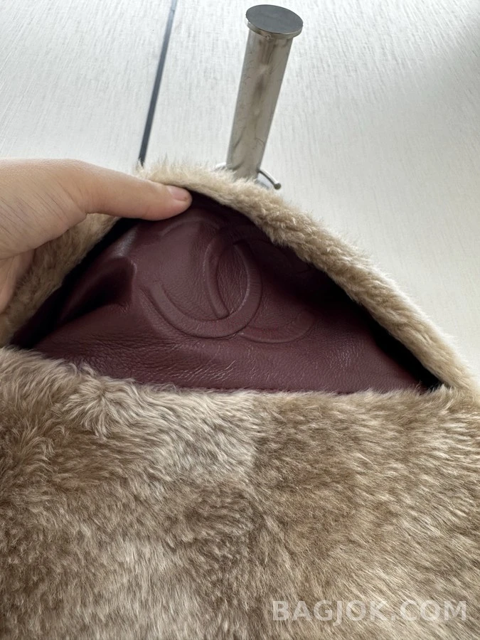 샤넬 샤넬 로고 버튼 피모 일체 자켓 상세 이미지