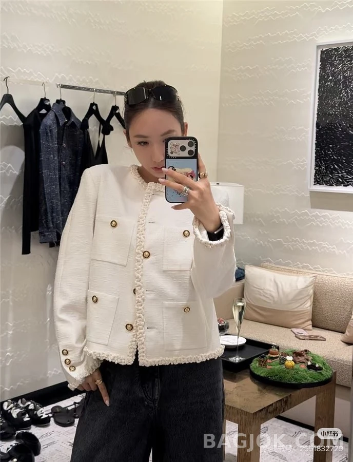 샤넬 샤넬 엮임 장식 버튼 자켓 상세 이미지