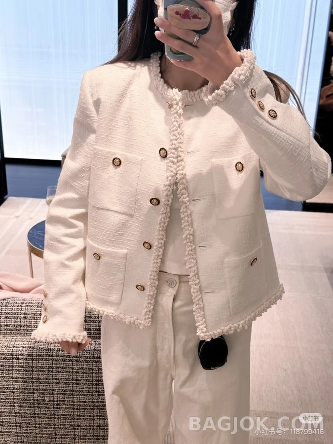 샤넬 샤넬 엮임 장식 버튼 자켓 상세 이미지