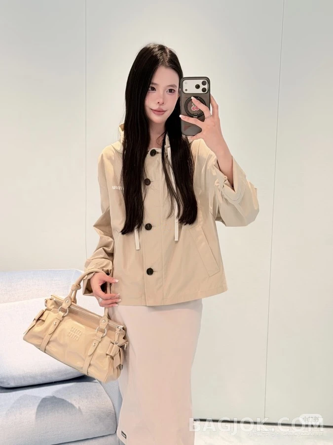미우미우 미우미우 로고 투피스 후드 자켓 상세 이미지