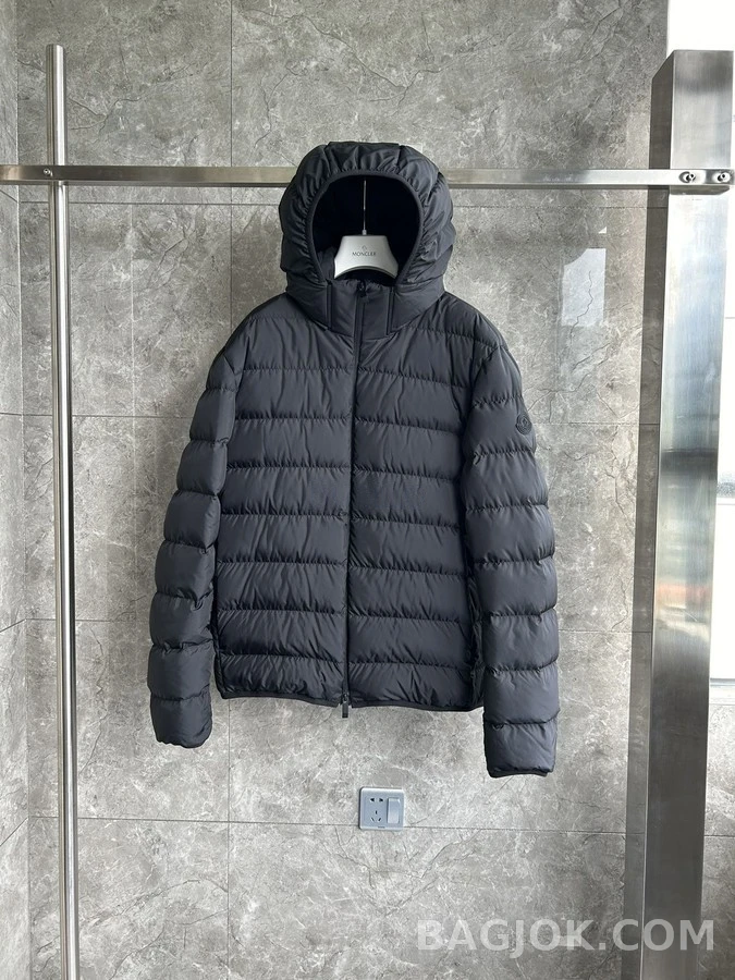 몽클레어 몽클레어 후드 경량 패딩 상세 이미지