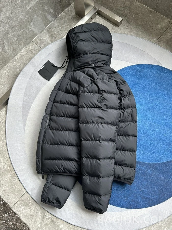 몽클레어 몽클레어 후드 경량 패딩 상세 이미지