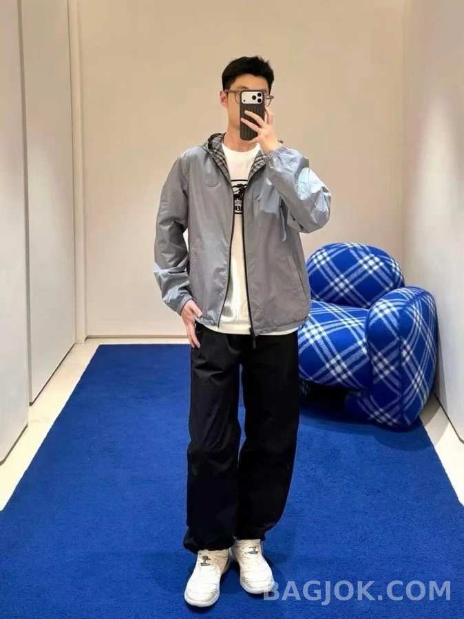버버리 버버리 리버시블 플래드 후드 집업 상세 이미지