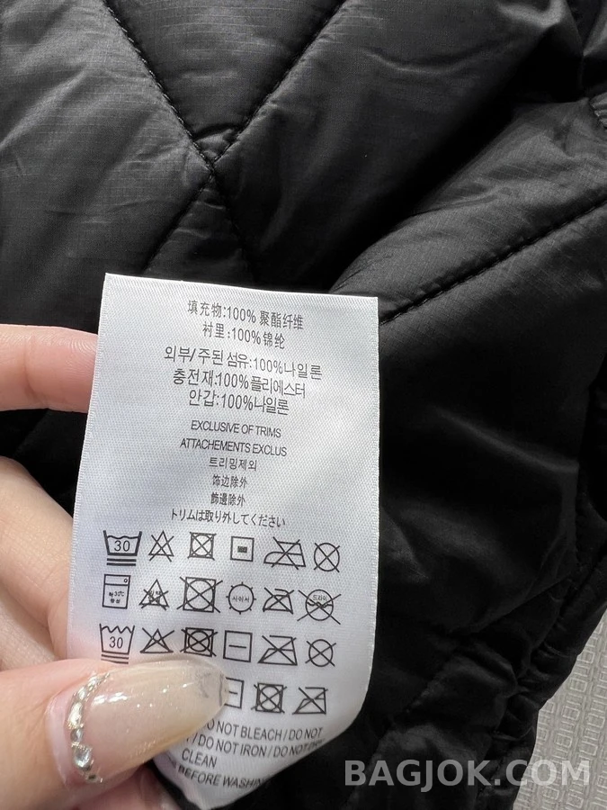 버버리 버버리 다이아몬드 퀼팅 코튼 베스트 상세 이미지