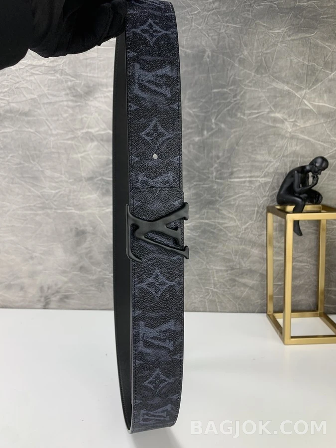 루이비통 루이비통 셰이프 리버서블 벨트 40mm 상세 이미지