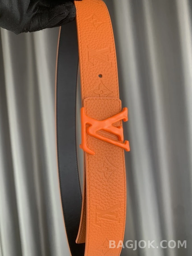 루이비통 루이비통 쉐이프 리버서블 벨트 40mm 상세 이미지