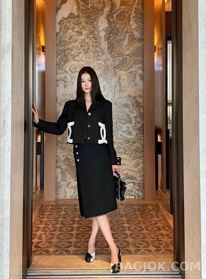 샤넬 샤넬 더블 C 로고 쇼트 자켓 상세 이미지