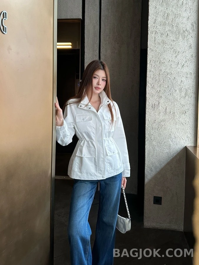 프라다 프라다 삼각 로고 멀티 포켓 자켓 상세 이미지