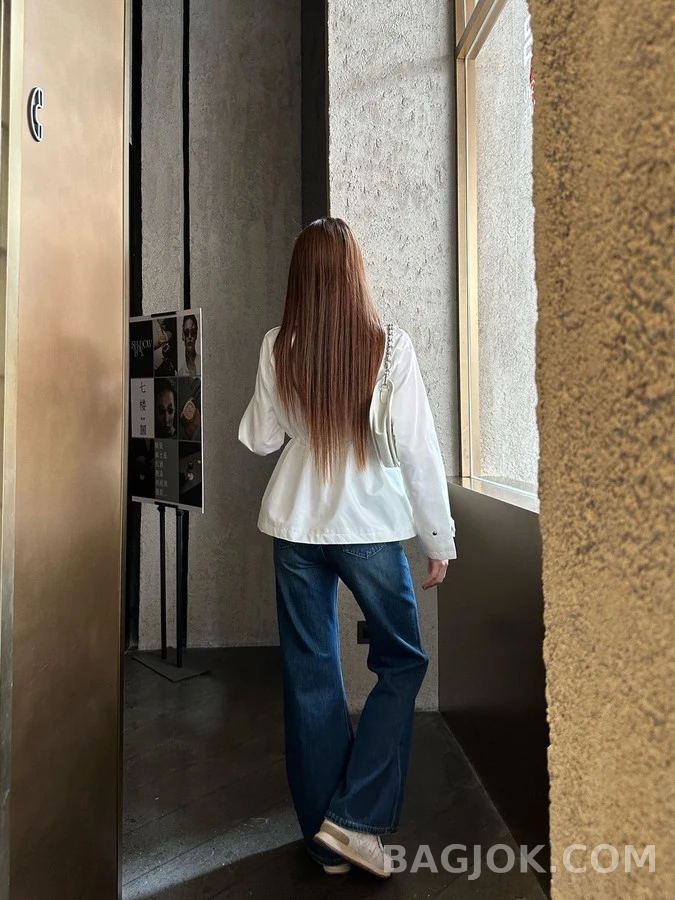 프라다 프라다 삼각 로고 멀티 포켓 자켓 상세 이미지