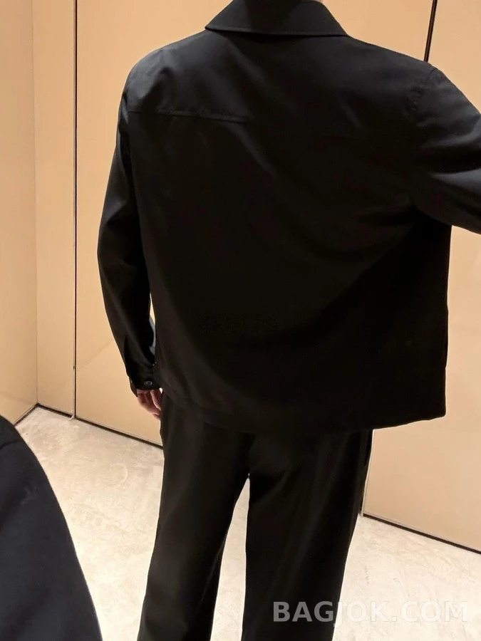 버버리 버버리 로고 자수 집업 자켓 상세 이미지