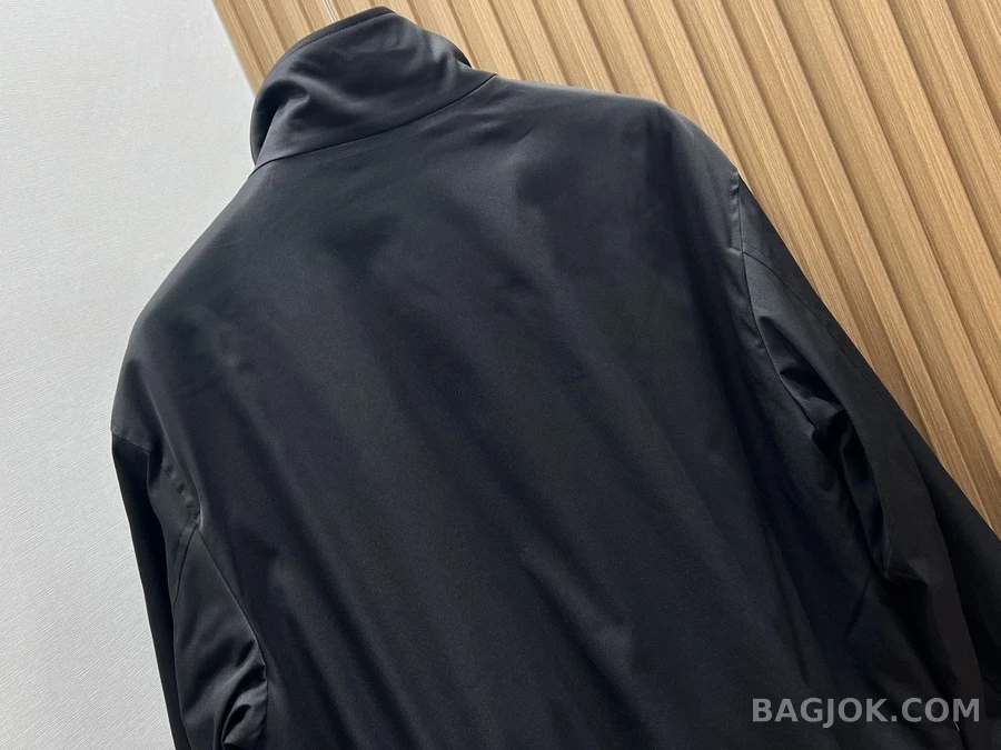 버버리 버버리 기사 로고 체크 칼라 자켓 상세 이미지