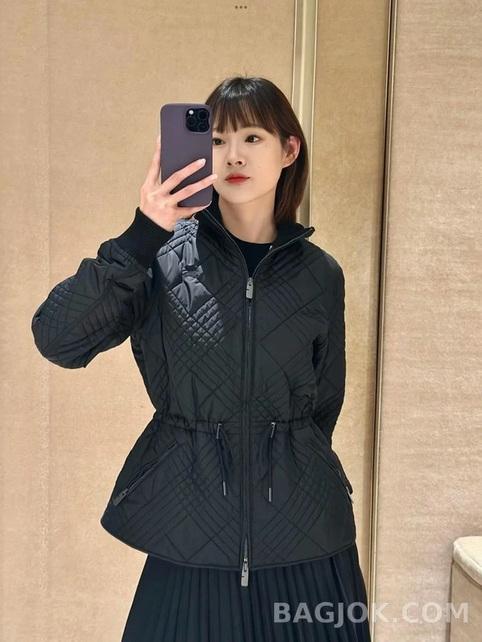 버버리 버버리 다이아몬드 퀼팅 스탠드넥 드로스트링 자켓 상세 이미지