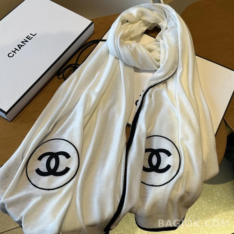 샤넬 샤넬 CC로고 캐시미어 스카프 상세 이미지