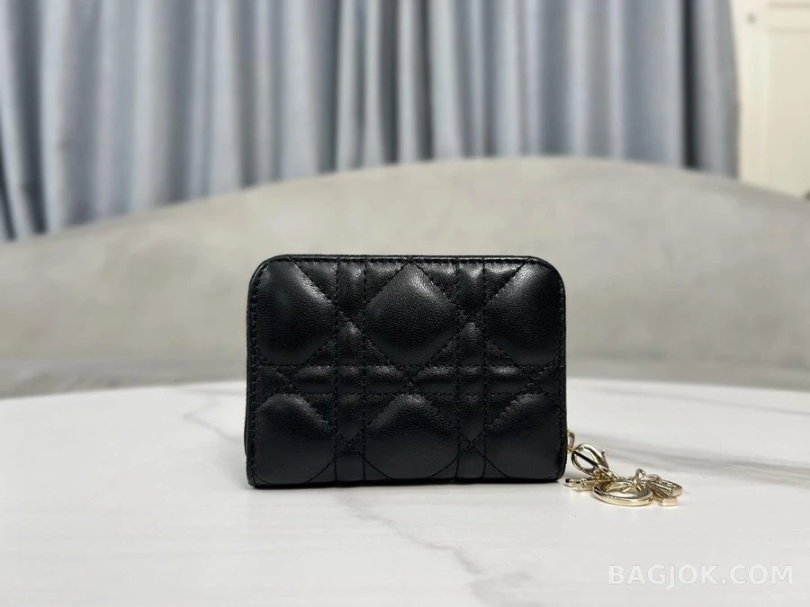 디올 디올 LADY DIOR Voyageur 양가죽 스몰 동전 지갑 상세 이미지