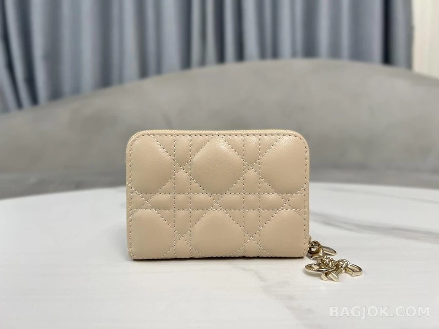 디올 디올 LADY DIOR Voyageur 양가죽 스몰 동전 지갑 상세 이미지